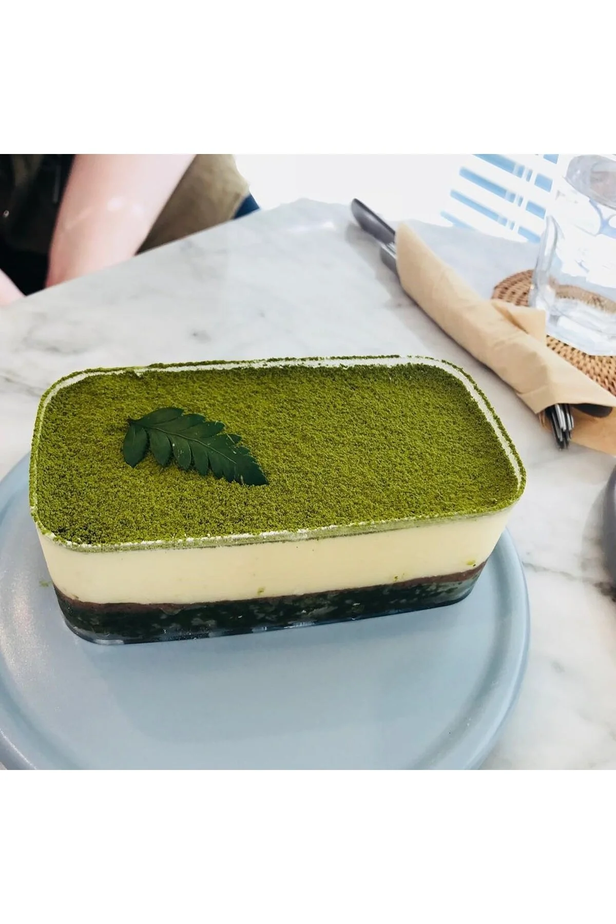 Tiramisu Cup Tatlı Kabı 300 Cc - 6 Adet Kapaklı — Plastik Tabak (3)