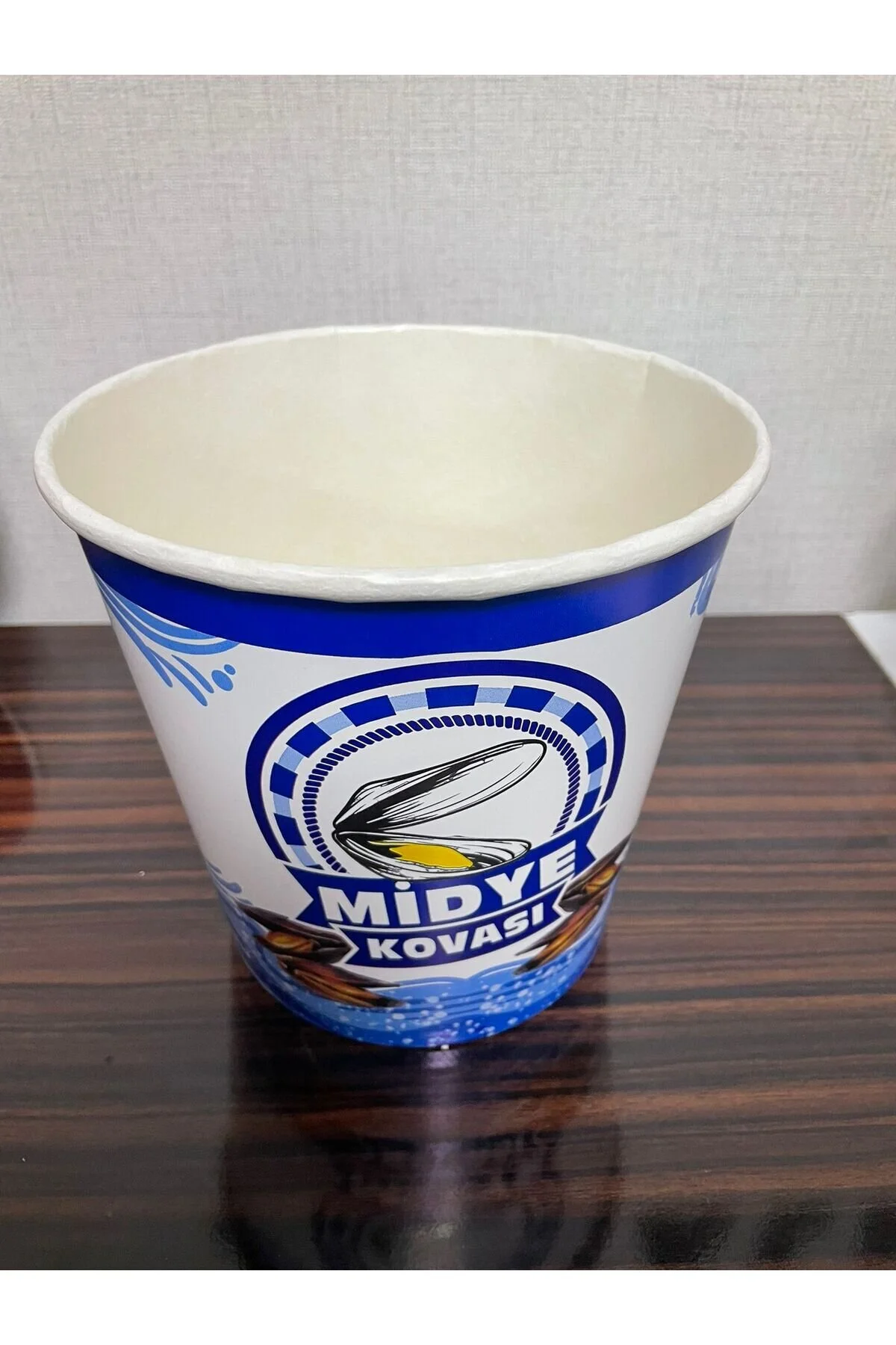 2500 CC 85OZ Mi̇dye Kovasi Kapakli 10 Adet — Yemek Kabı (3)